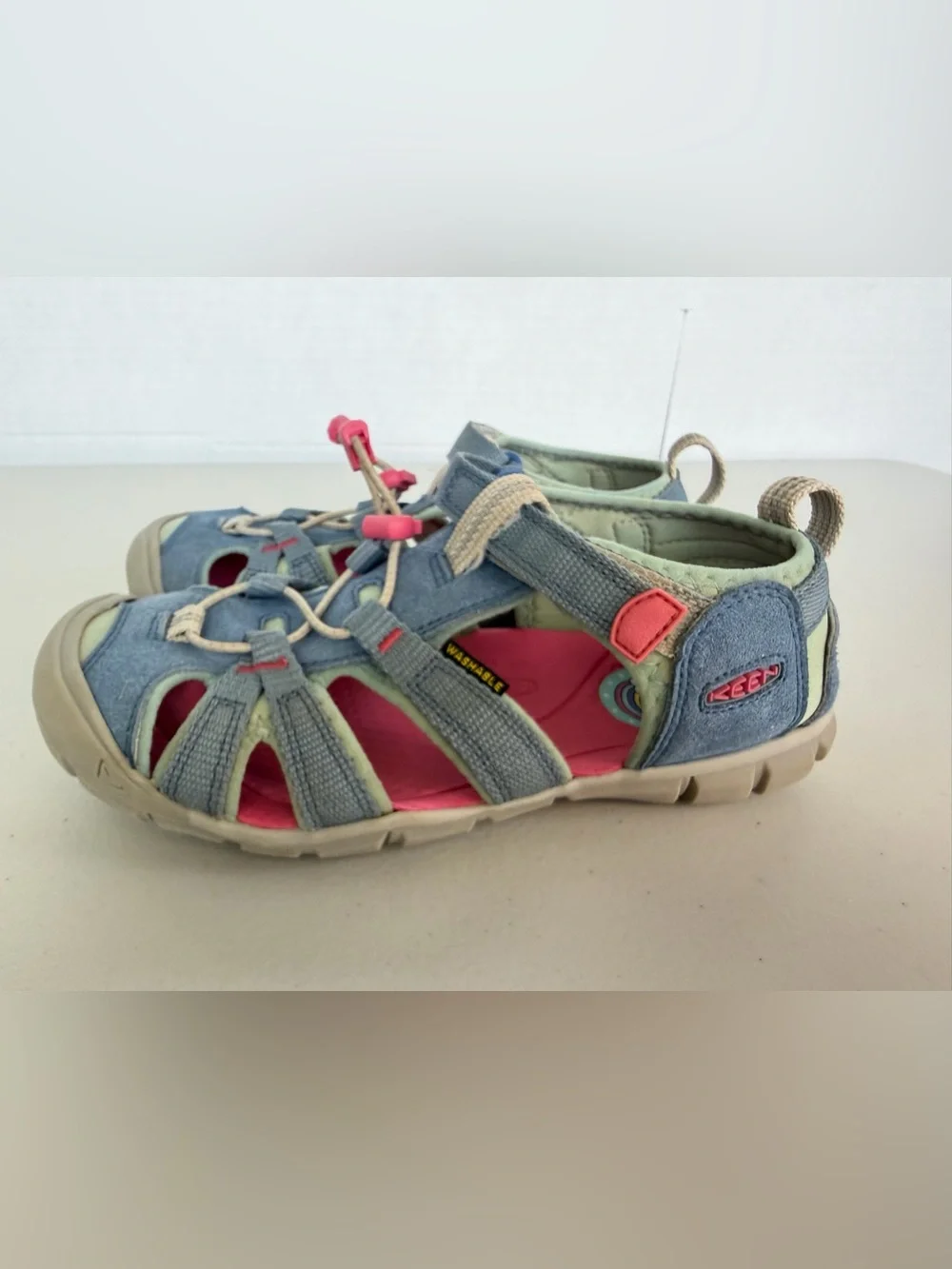 KEEN Seacamp II CNX Kids Sandals Coronet Blue Hot Pink Size 3 EU 35
